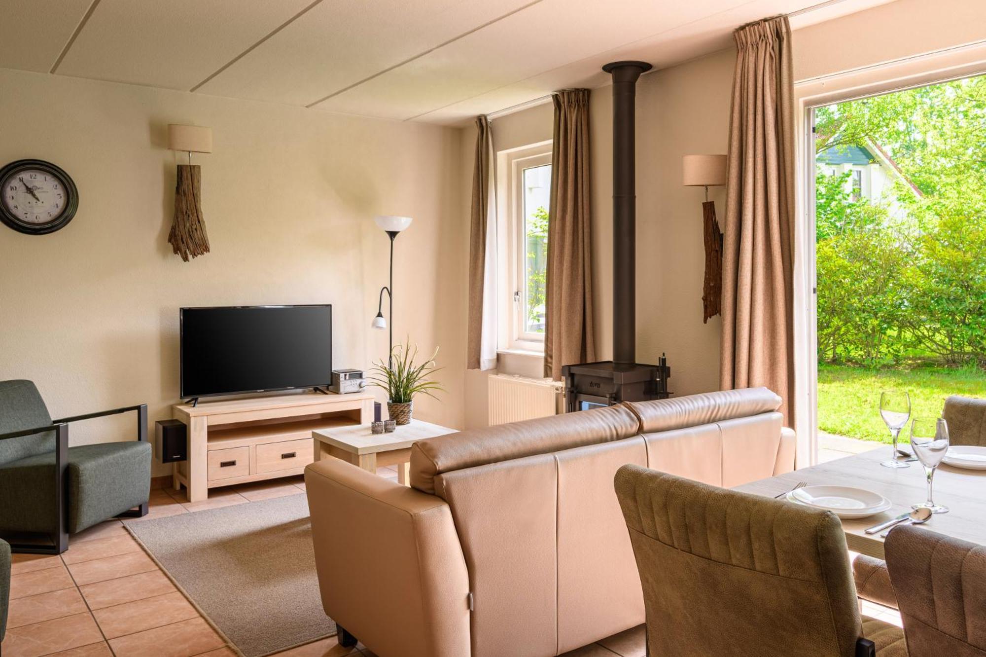 Summio Bungalowpark Het Drentse Wold Hoogersmilde Zimmer foto